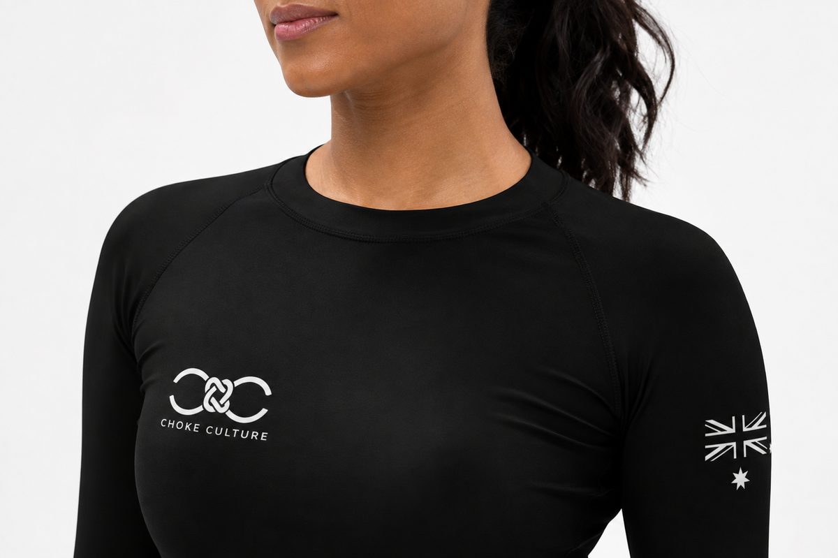 Signature Long Sleeve Rashguard - Women's