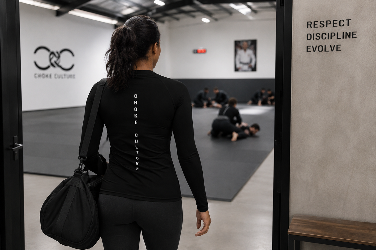 Signature Long Sleeve Rashguard - Women's